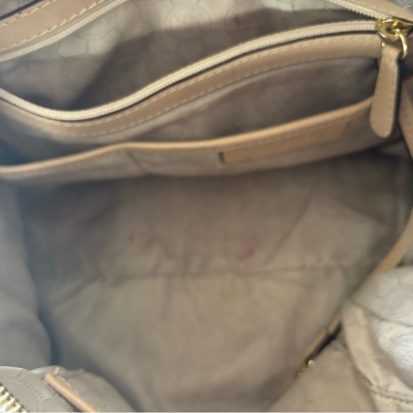 COPY - Michael Kors Logo Bag - Picture 2 of 7